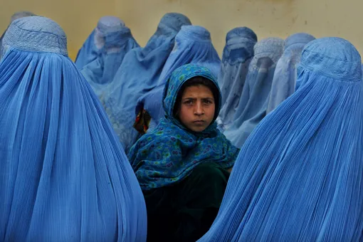Афганистан: что происходит, чем грозит миру и что изменится для афганских женщин