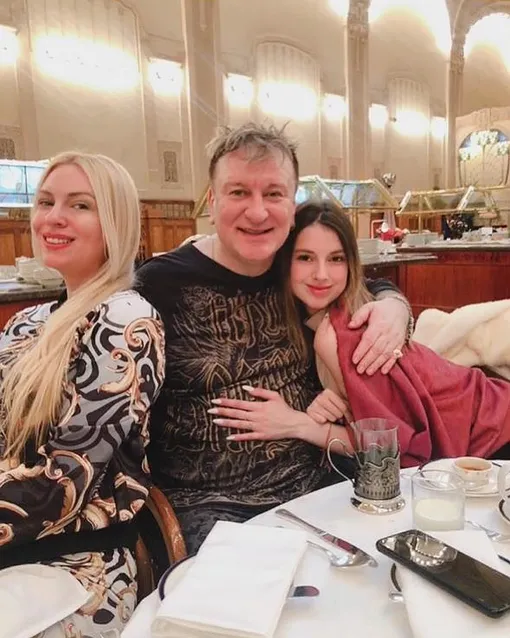 Сергей Пенкин с Владленой и Алиной