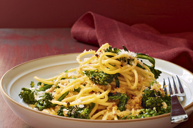 Спагетти с брокколи