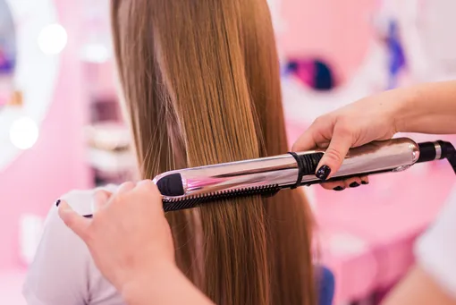 Почему выпадают волосы: 5 самых частых причин выпадения волос