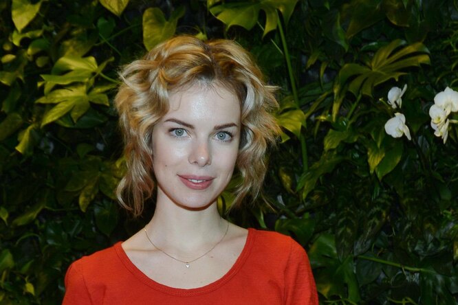 «Хватит мужикам пульс поднимать»: Анна Старшенбаум выложила обнаженное фото «Хватит мужикам пульс поднимать»: Анна Старшенбаум выложила обнаженное фото
