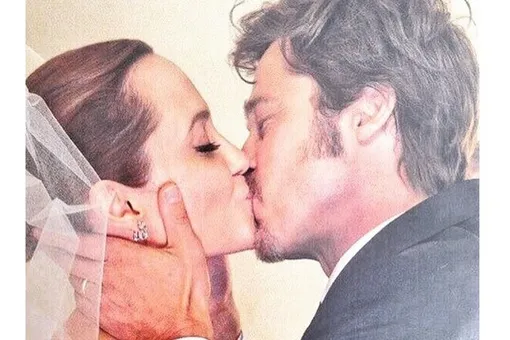 Первая годовщина свадьбы Джоли и Питта