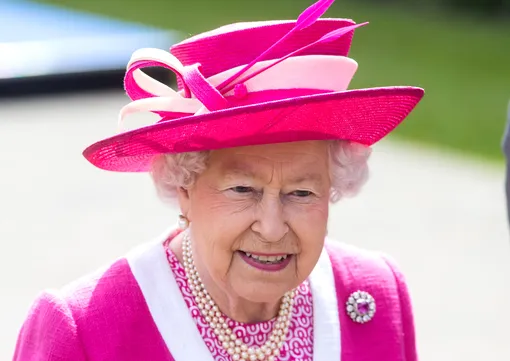 Шляпки королевы Елизаветы II
