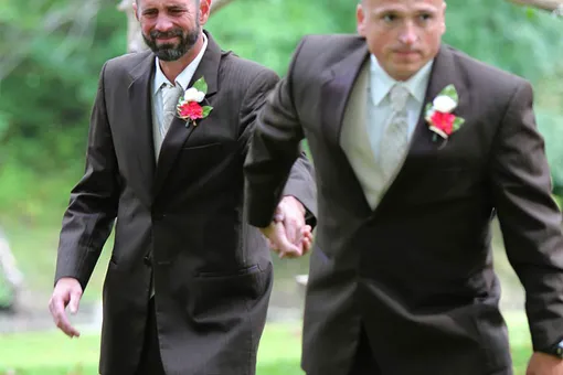 Невероятно трогательная история двух отцов на свадьбе
