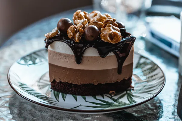 Шоколадный ганаш: рецепт крема для украшения десертов