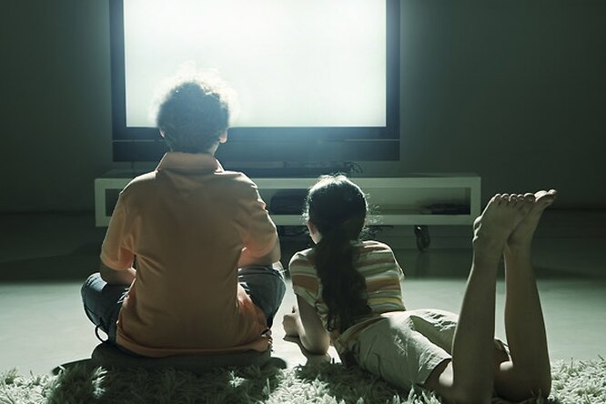 Телевизор против родителей