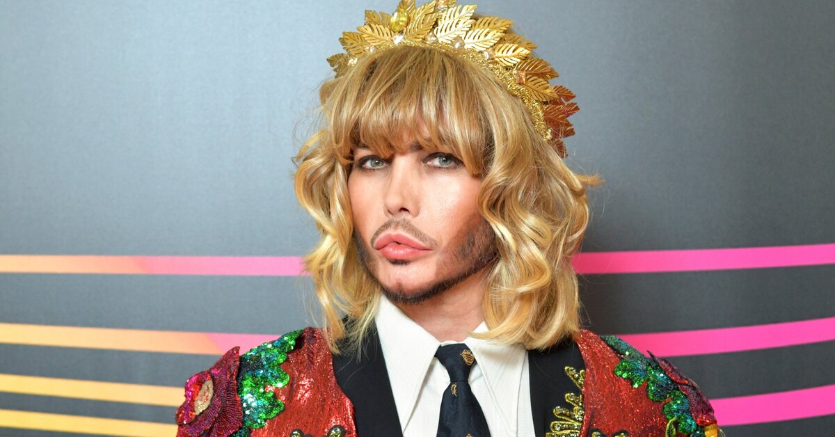 Как выглядит Сергей Зверев: фото в розовом костюме выложил 60-летний ...