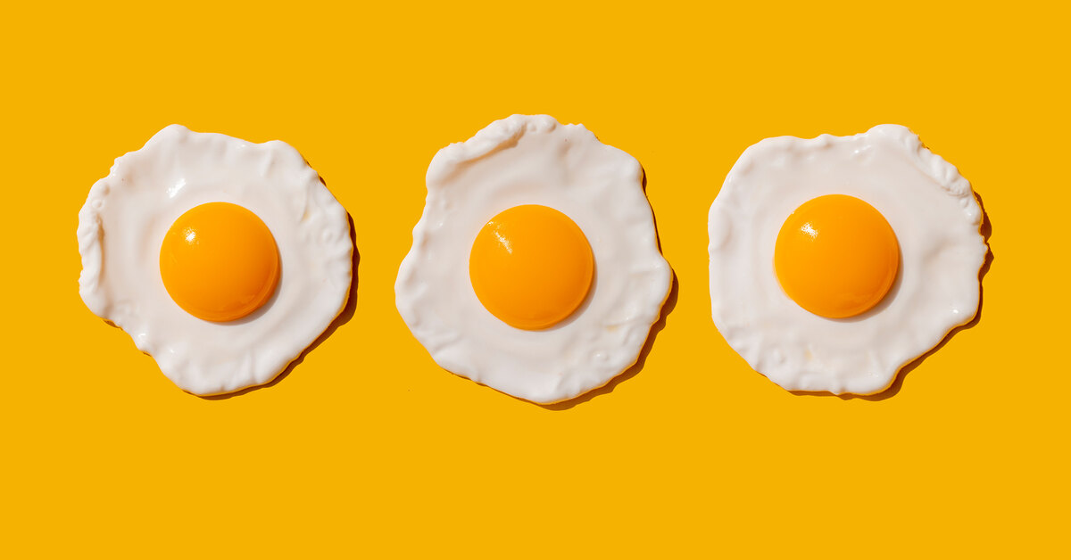 Яичница из 2 яиц ккал. Яйцо over easy. Яичница из трех яиц калории. Over hard Eggs. Eggs Sunny Side up что значит