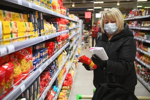Коронавирус: как снизить риск заражения при покупке продуктов?