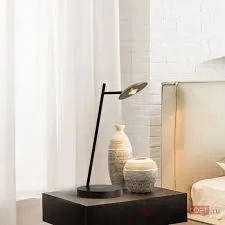 умная настольная лампа