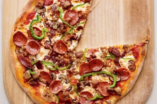 Пицца по-быстрому: 5 готовых основ и 12 рецептов