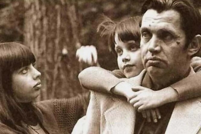 49-летняя дочь Роберта Рождественского родила дочь (фото) 49-летняя дочь Роберта Рождественского родила дочь (фото)