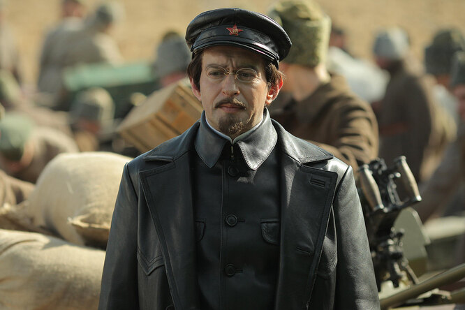 15 биографических сериалов о реальных людях из разных эпох 15 биографических сериалов о реальных людях из разных эпох