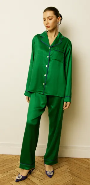 Зелёная шёлковая пижама