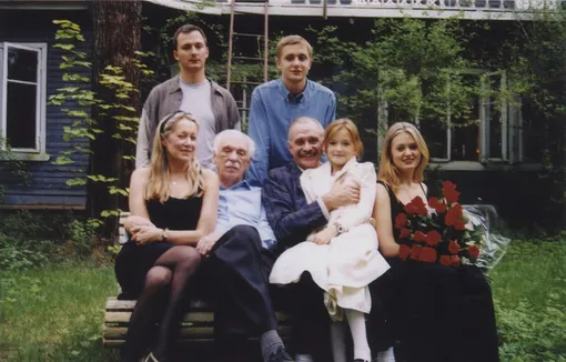 Сергей Михалков с семьей