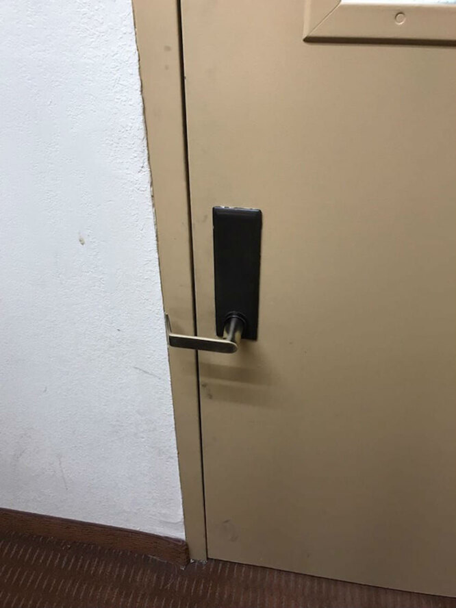 Ошибки при ремонте двери