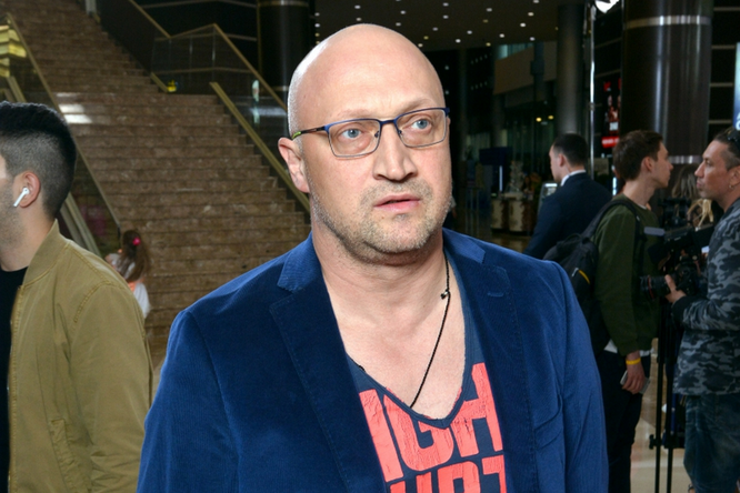 «Они ушли с разницей в 3 месяца»: Гоша Куценко показал мать и отца «Они ушли с разницей в 3 месяца»: Гоша Куценко показал мать и отца