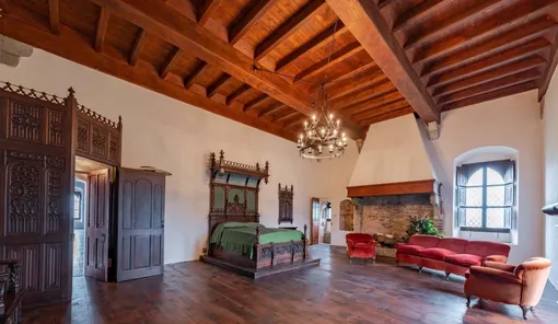 Спальня в Castello di Montalto