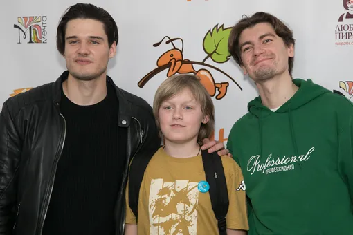Звезды «Молодежки» Иван Жвакин и Игорь Огурцов поддержат ярмарку в пользу детей с тяжелыми диагнозами
