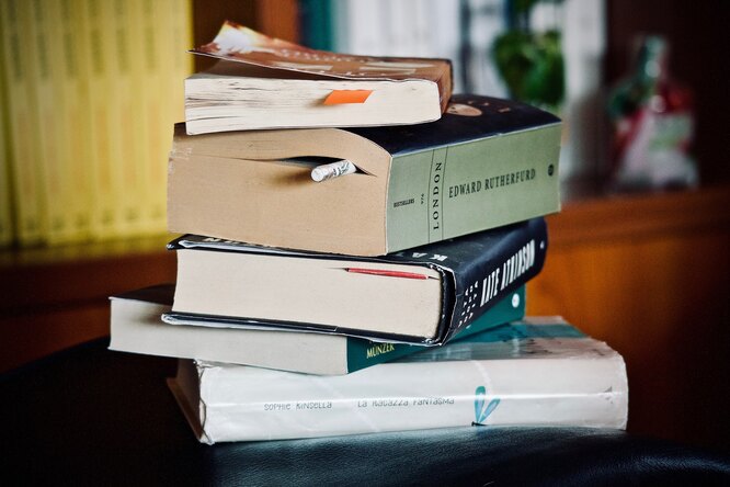 Нужно быть гением, чтобы найти карандаш среди книг меньше, чем за 15 секунд! Тест для самых внимательных Нужно быть гением, чтобы найти карандаш среди книг меньше, чем за 15 секунд! Тест для самых внимательных
