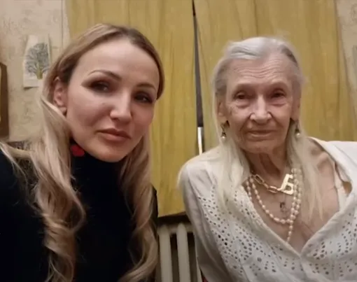 Светлана Алексеевна с внучкой Дарьей