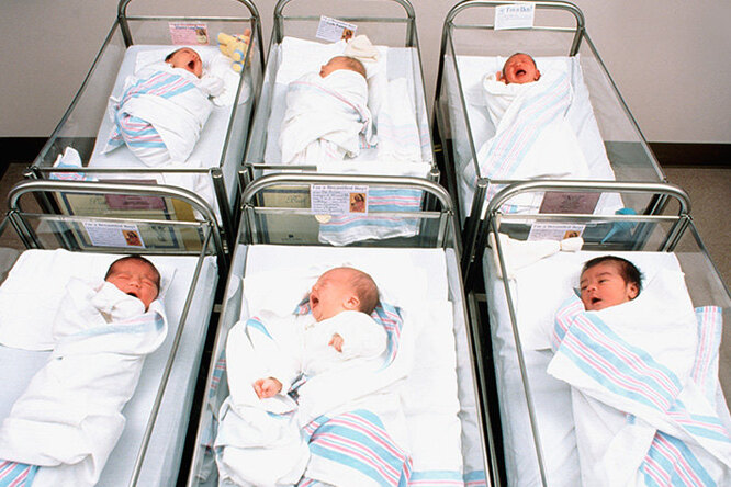 4 реальные истории о том, как в роддоме подменили младенцев