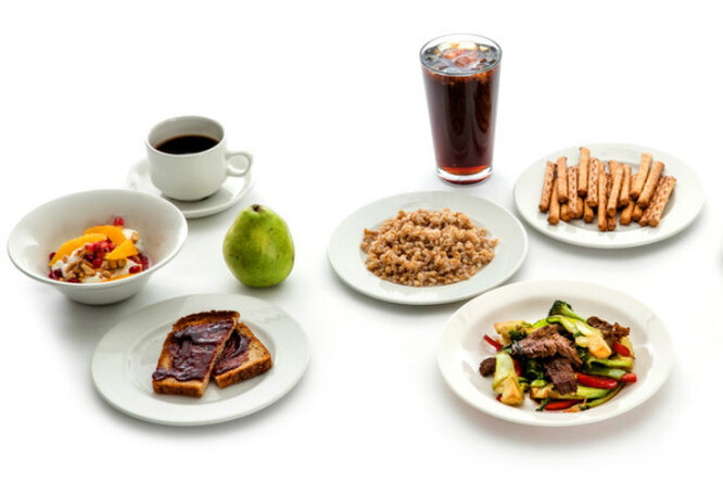 Мало едите, плотно завтракаете, пьете много воды и не худеете? Мы знаем почему!