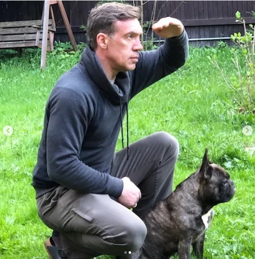 Олег Чернов с собакой