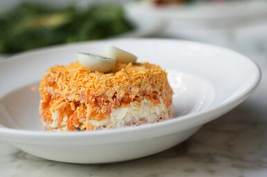 Как сделать салат «Мимоза» ещё вкуснее: рецепт Как сделать салат «Мимоза» ещё вкуснее: рецепт