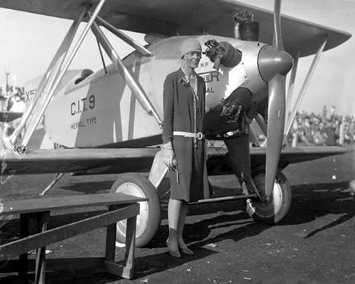 Амелия Эрхарт: легендарная лётчица, которую искали 80 лет — фото, история, биография