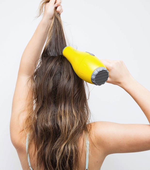 Маленькие хитрости: 10 эффективных лайфхаков для волос