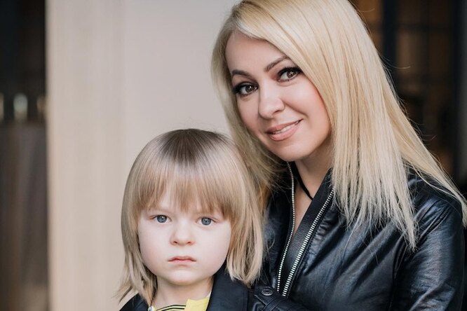 Яну Рудковскую раскритиковали за участие вместе с сыном в «сумасшедшем» клипе Филиппа Киркорова Яну Рудковскую раскритиковали за участие вместе с сыном в «сумасшедшем» клипе Филиппа Киркорова