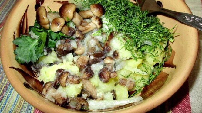 Картошка с грибами салат