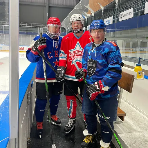 Вячеслав Малафеев с коллегами