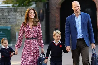 Герцоги Кембриджские поделились семейными фото