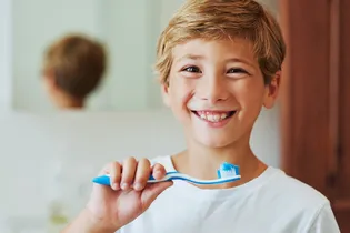 5 средств, которые помогут приучить ребенка чистить зубы с удовольствием