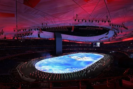 Шипачёв и Фаткулина — знаменосцы, Путин в зале: открытие Олимпиады-2022