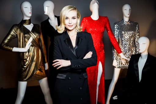 Полина Гагарина представила коллекцию одежды для бренда SELFMADE