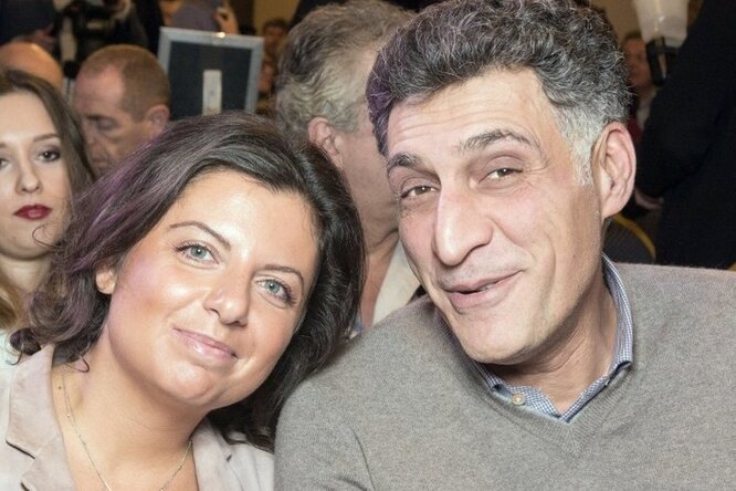 «Дорогой мир! Будь добр к Маро Тиграновне»: Маргарита Симоньян стала мамой в третий раз «Дорогой мир! Будь добр к Маро Тиграновне»: Маргарита Симоньян стала мамой в третий раз