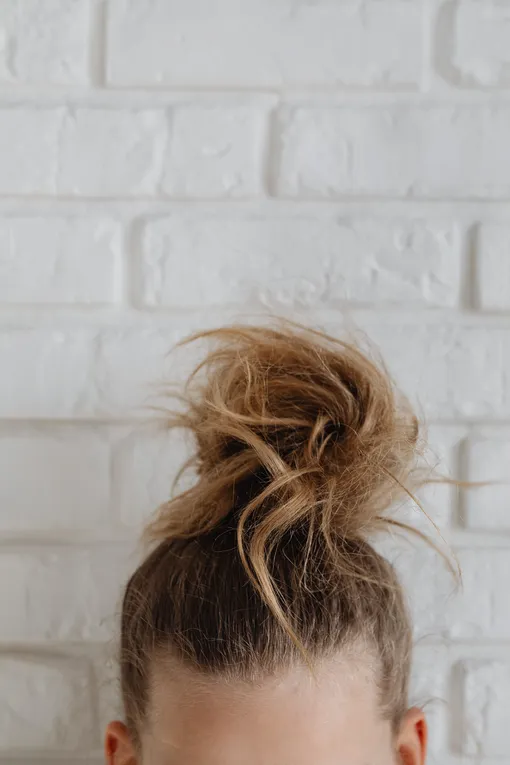 5 способов скрыть немытые волосы: как замаскировать грязную голову