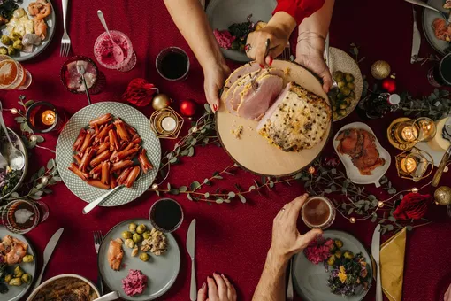 Лёгкие праздники: как не потолстеть за праздничным столом
