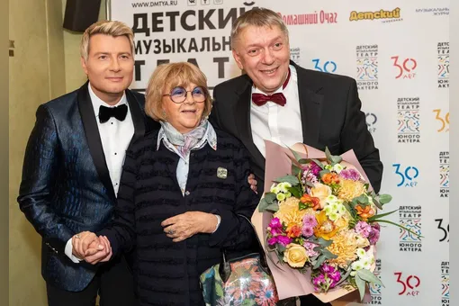 Николай Басков, Юлия Барановская и Натали поздравили Детский музыкальный театр юного зрителя с 30-летием
