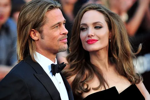 Анджелина Джоли и Брэд Питт официально развелись спустя два года после расставания