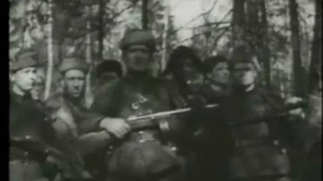 Гарибальдийский партизан фото. Le chant des partisans на русском. Портрет с гитарой. Chant перевод. Портрет с гитарой.