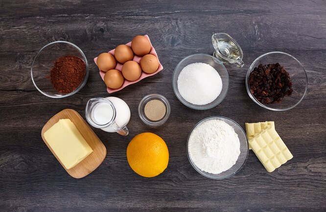 Рецепт мраморного кулича в шоколадно-апельсиновой глазури от Александра Бельковича с фото