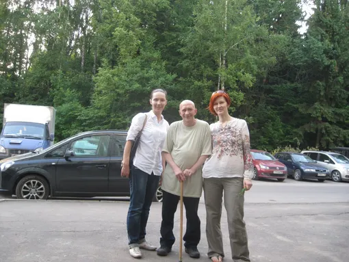 Юрий Ашихмин (в середине)