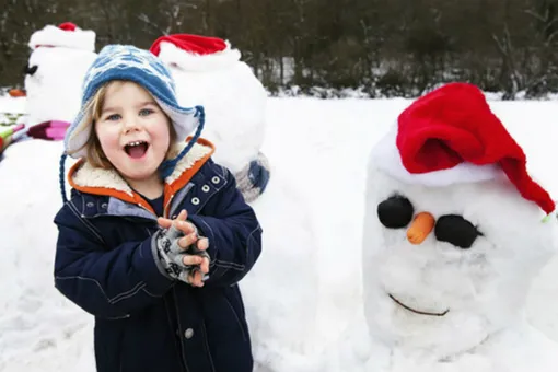 20 вещей, которые каждый ребенок должен сделать зимой