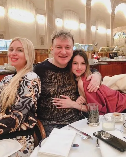 Сергей Пенкин с женой Владленой и дочерью Алиной