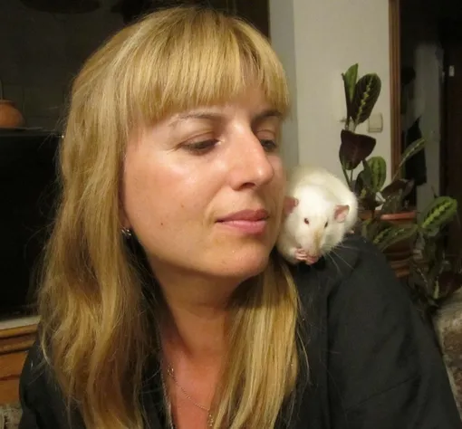 Алена Караваева и ее крыса