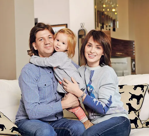Ирина Муромцева с бывшим мужем и младшей дочерью